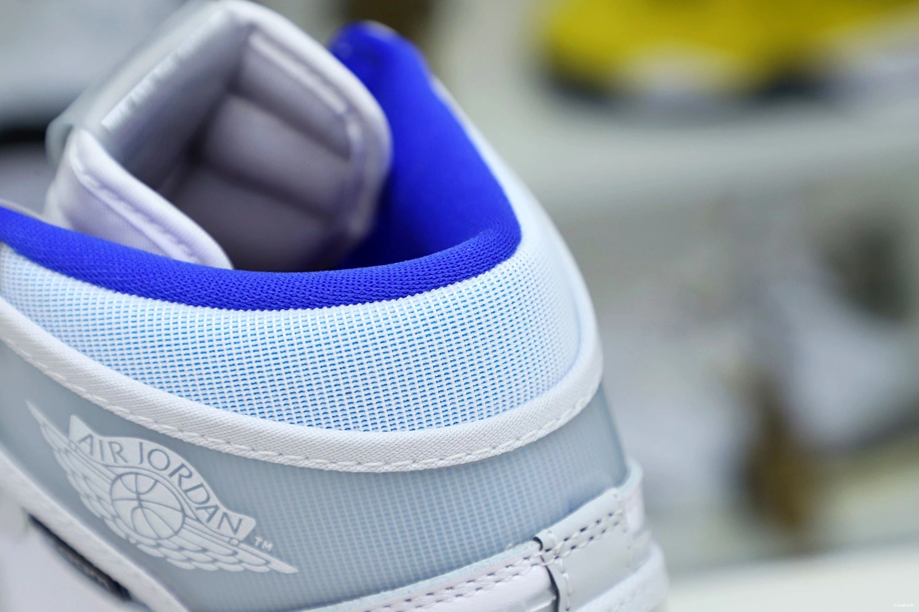 ZOOM AIR HIGH JORDAN 1 'RACER BLUE' 0929